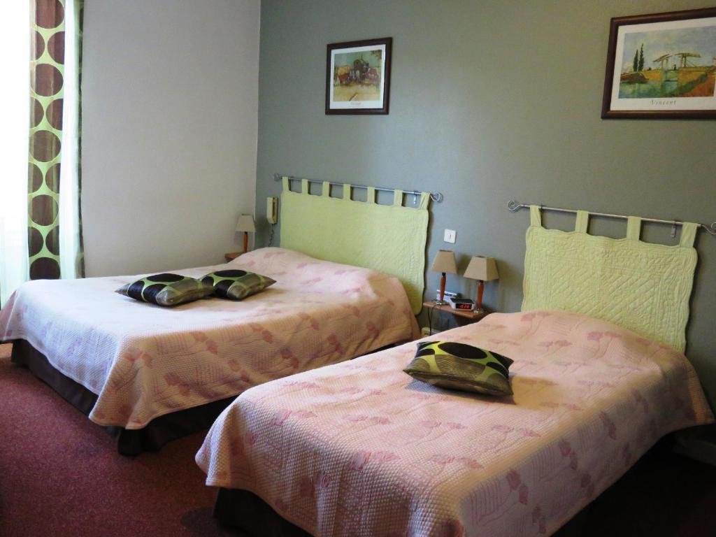מלון Frayssinet Le Relais Du Pont De Rhodes חדר תמונה